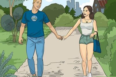 Cancer Woman and Aquarius Man Compatibility: Love, Sex, and More