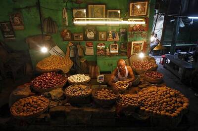 Onion hits two-year high of Rs 4,900 per quintal in India's largest wholesale market in Nashik