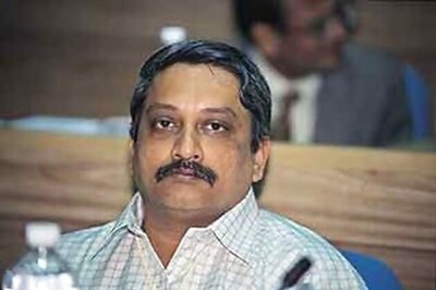 Manohar Parrikar questions 75 per cent attendance rule for exams