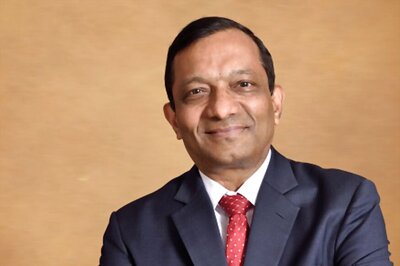 Indian Suppliers Waiting for Electric Vehicles' Take Off, Says M&M's Pawan Goenka