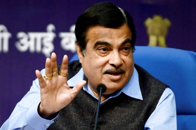 Working to Reduce Road Mishaps by 50% Before 2024, Says Gadkari