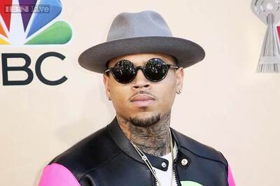 Chris Brown desperate to win back Karrueche Tran