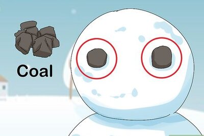 How to Decorate a Snowman