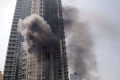 Mumbai Fire: Blaze in Avighna Park Tower Kills 1; Mayor Says Man Could Have Survived Fall