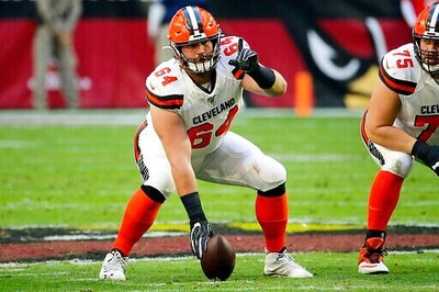 Browns starting C Tretter sidelined after procedure on knee