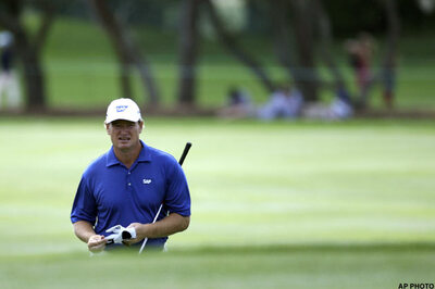 Els holds off Goosen to win South African Open