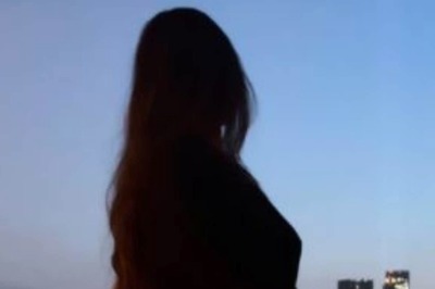 Suhana Khan Enjoys Moon Gazing from Her Apartment in New York, See Pic