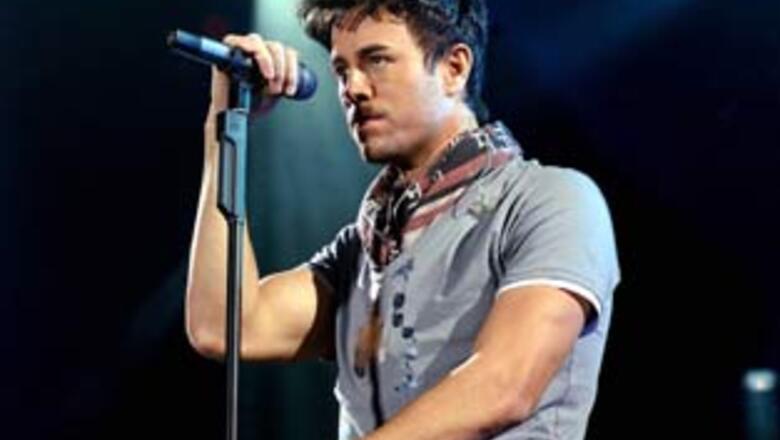 Pop senstation Enrique to perform in India next month
