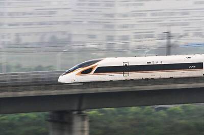 Business Class Seats, Feeding Rooms, LCD Screens and Other Features of 750 Seater Bullet Train