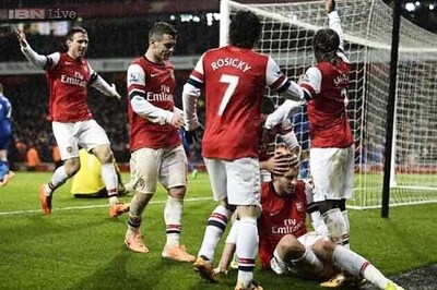 Arsenal facing striker crisis ahead of Spurs FA Cup tie