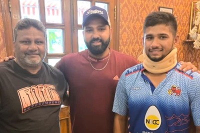 Rohit Sharma Catches up With Musheer Khan as Young Mumbai Batter Recovers From Car Crash Injury