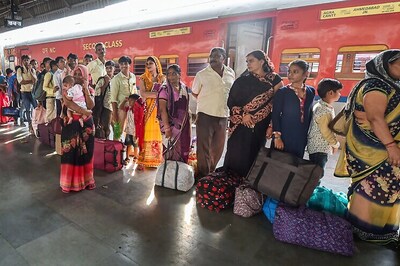 Indian Railways to Charge States For Ferrying Migrant Workers During Covid-19 Lockdown