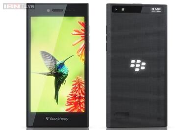 BlackBerry Leap: First official hands-on with BlackBerry's latest budget smartphone