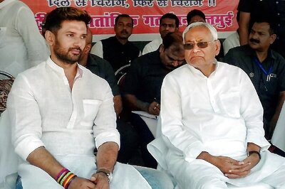 Nitish and Chirag: A Tale of Mutual Mistrust Where Caste Conflict Tosses Personal Rivalry to Take Centre Stage