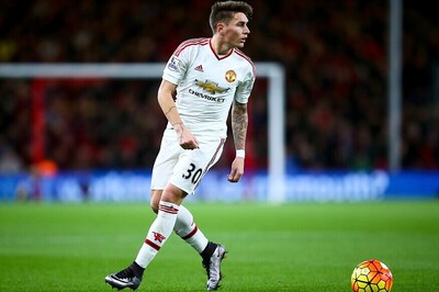 Manchester United Ship Out Varela to Frankfurt on Loan