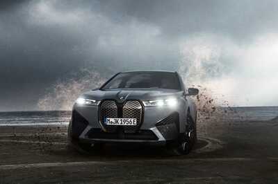 News18 Afternoon Digest: BMW Just Made a Car that Changes Colour With the Touch of a Button: Watch Video & Other Top Stories