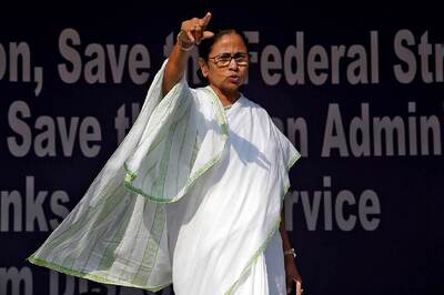 Mamata Banerjee Writes to PM Again, Seeks Intervention in Conducting JEE & NEET Exams