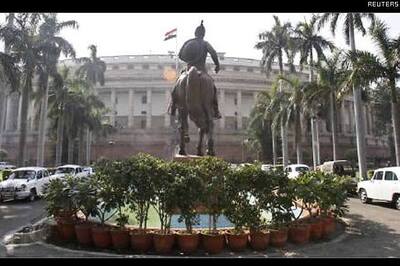 'Urban projects fail to provide basic services'