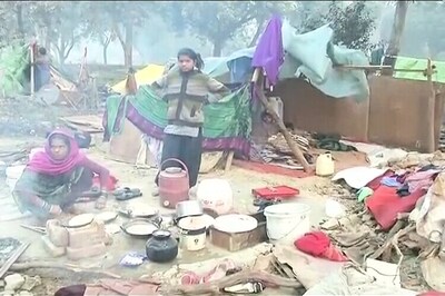 Delhi HC pulls up state government, police & Railways; seeks information on demolition procedure followed