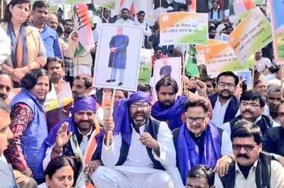 'Why Not Wear Blue Scarf With Elephant Flag?' Cong Leader Attacks Party's UP Chief for Appeasing Dalits