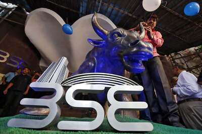 Sensex Hits Fresh Record High on Firm Global Cues