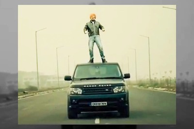 Punjabi Singer Sidhu Moosewala Fined by Police for Tinted Windows in his Range Rover