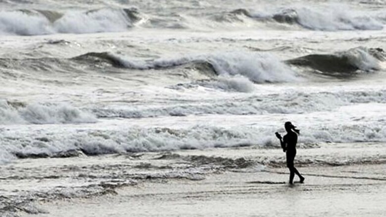 NGO in Chhattisgarh sends foodgrain to cyclone-hit Odisha