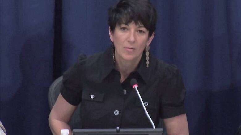 US Charges Ghislaine Maxwell With Luring Girls that Jeffrey Epstein Sexually Abused