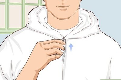 How to Wear a Scarf with a Hoodie