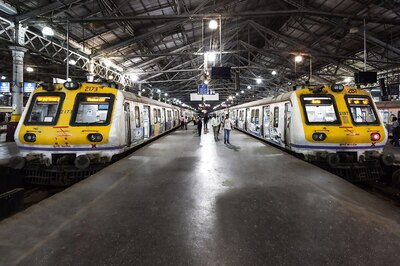 QR code-based 'Universal Travel Pass' Required to Travel in Mumbai Local Train; Register Now