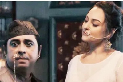 Sonakshi Sinha Shot Heeramandi's Intimate Scene In Her Mom's Presence, Says Indresh: 'Told Me To Relax'