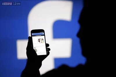 Brain's reward system causes Facebook addiction
