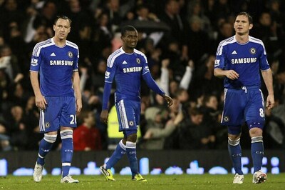 Dempsey late header holds Chelsea at Fulham