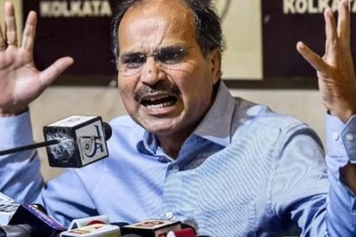 After 'Rashtrapatni' Remark Backlash, Adhir Ranjan Seeks Apology From Smriti Irani for 'Yelling' Droupadi Murmu Without Prefixing President  