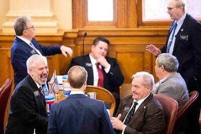 South Dakota Governor Kills Transgender Bill, But Orders Ban