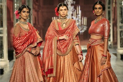 ICW, Day 2: Tarun Tahiliani's Ensembles Pay Homage to Indian Courtesans
