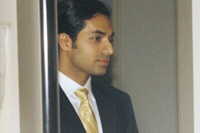 Indo-American designer Anand Jon seeks fresh trial