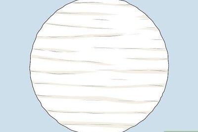 How to Decorate a Table with Tulle