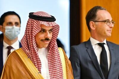 Saudi Arabia cautiously welcomes UAE, Israel normalization