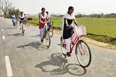 Centre eyes Bihar CM Nitish's free bicycle scheme