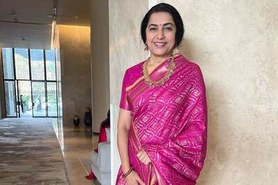 At Abhishek Ambareesh's Wedding, Suhasini Maniratnam's Memorable Moments With Stars From '80s