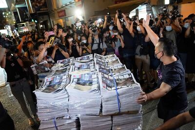 Hong Kong Police Arrest Former Apple Daily Journalist at Airport for 'National Security Offence': Report