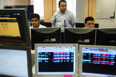 Sensex, Nifty hit fresh record high on capital inflows