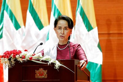 Oxford University Drops Aung San Suu Kyi's Name From Common Room Over Rohingya Issue