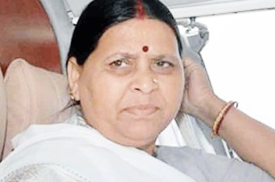 Railway Hotels Corruption Case: Rabri Devi Appears Before ED in Patna