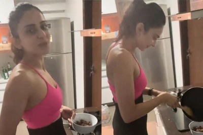 Rakul Preet Singh's Pancake Experiment Goes Wrong, Brother Asks 'Didi Ye Kya Banaya Aapne'