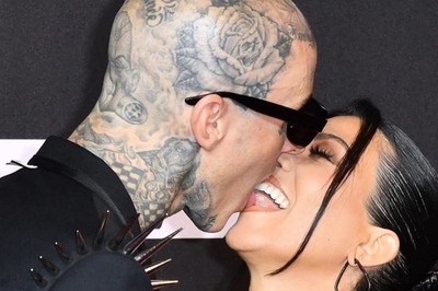 Travis Barker Gets Tattoo of Fiancee Kourtney Kardashian's Lips on His Biceps; See Pic