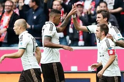 Bayern kick off Champions League defense at home