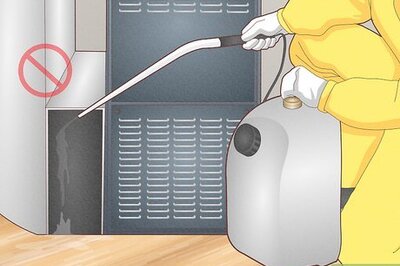 How to Get Rid of Roaches by Caulking