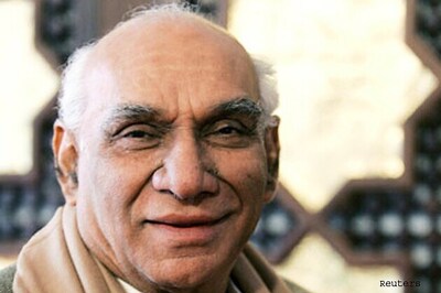 Yash Chopra didn't compromise on ethics: Javed